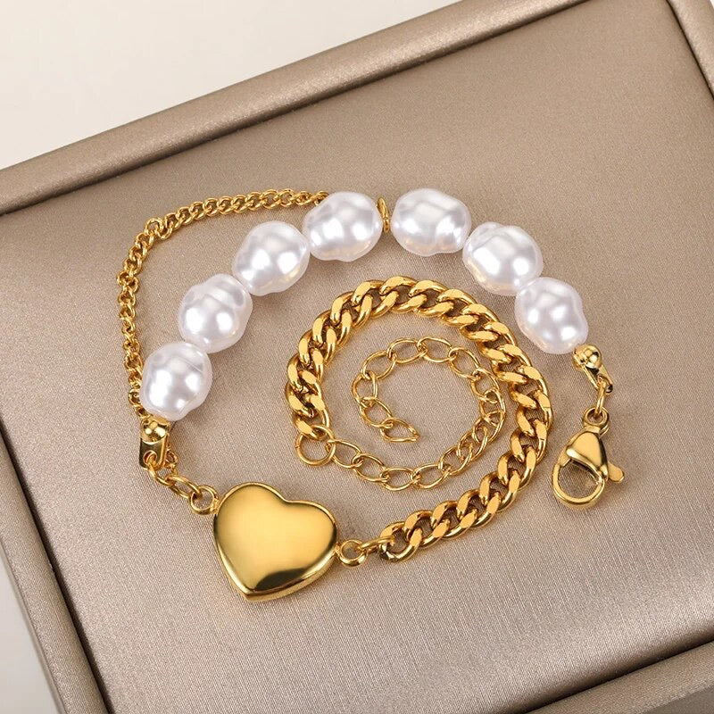 Gold Heart Pearl Bracelet